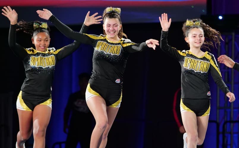 A Pop Warner cheer team performing at the national championships